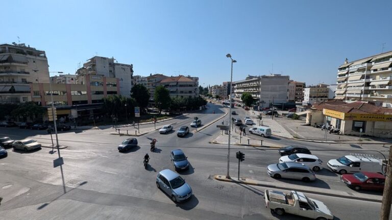 Ο κομβος Ηρώων Πολυτεχνείου με Φαρσάλων από ψηλά πριν την έναρξη των εργασιών